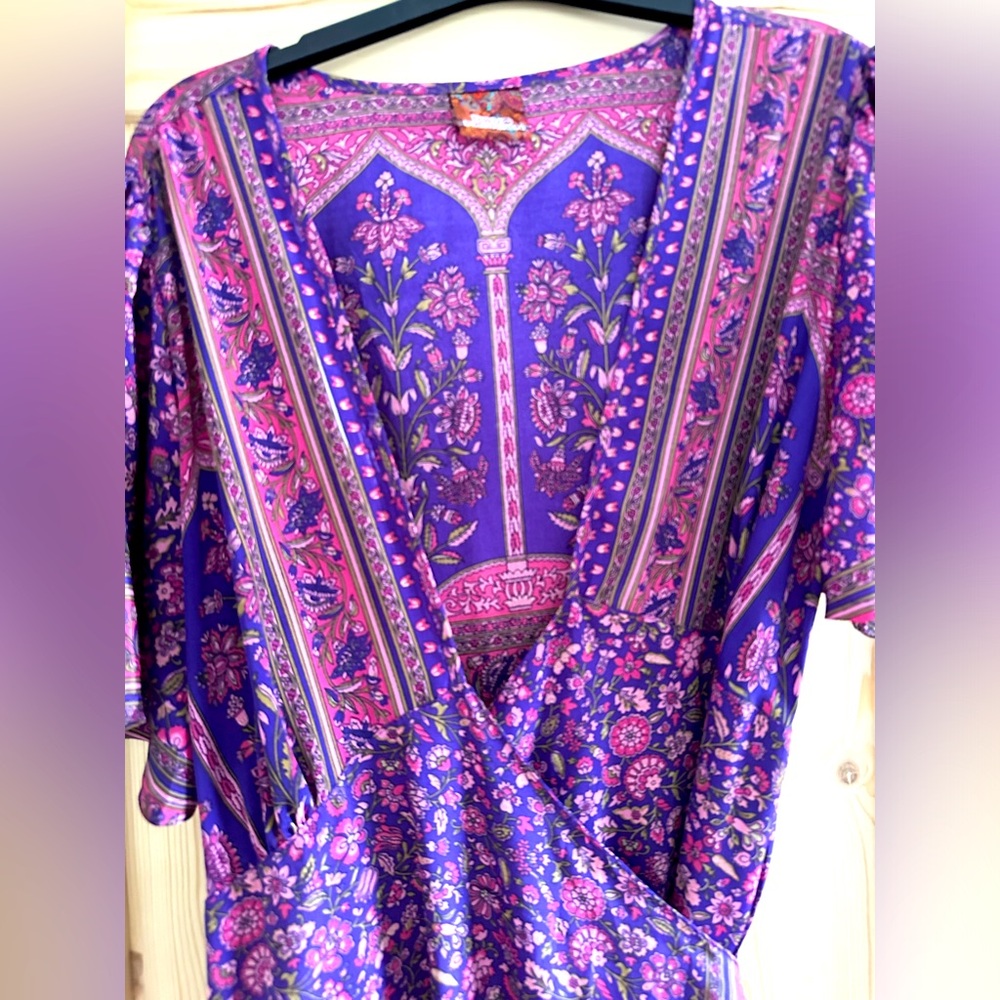 Beautiful wrap dress!
